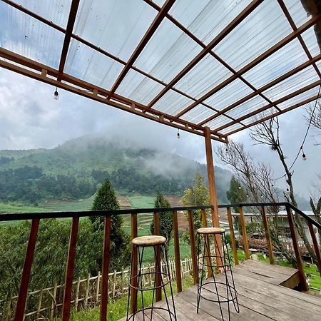 Satha Private Villa Dieng Banjarnegara ภายนอก รูปภาพ