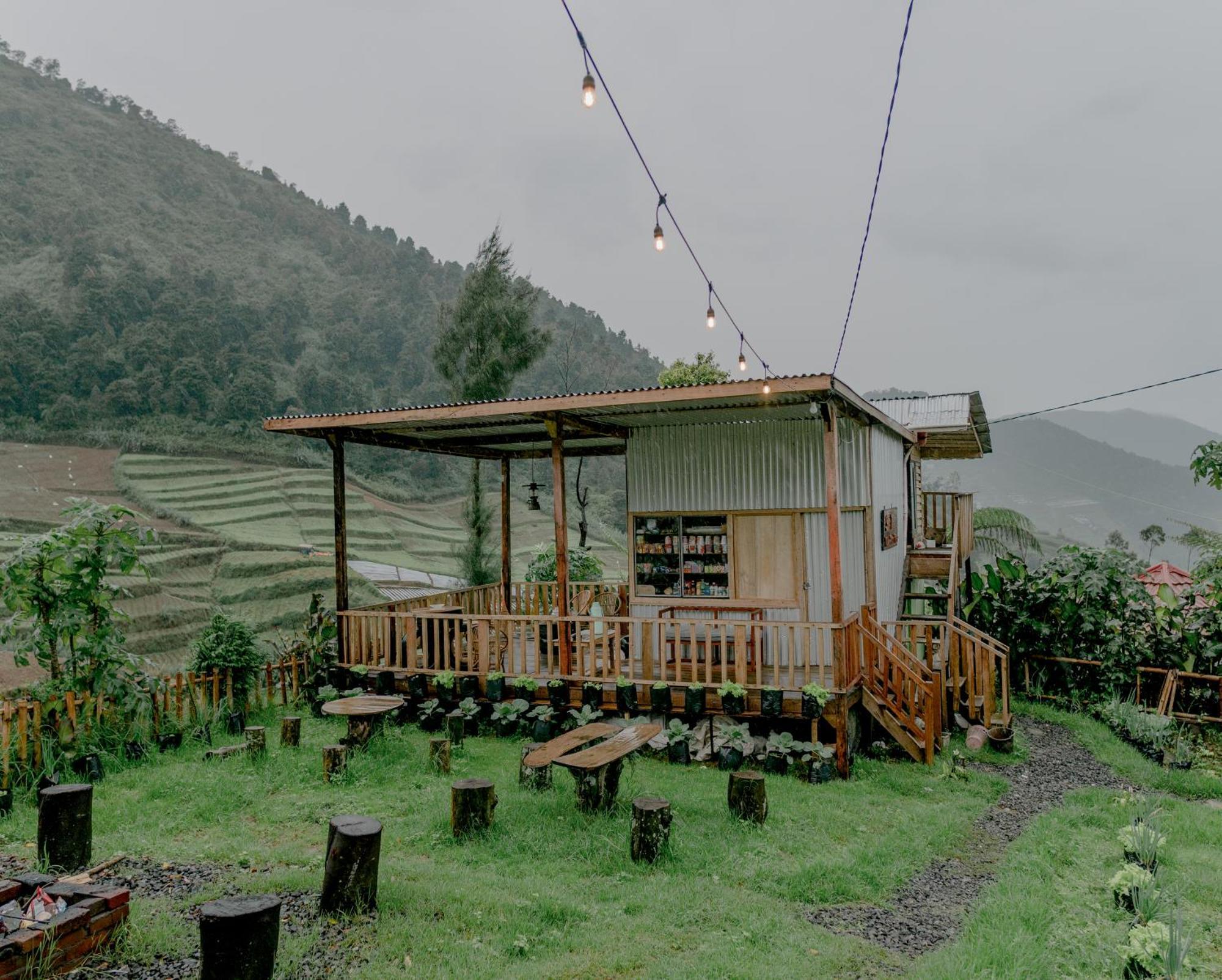 Satha Private Villa Dieng Banjarnegara ภายนอก รูปภาพ