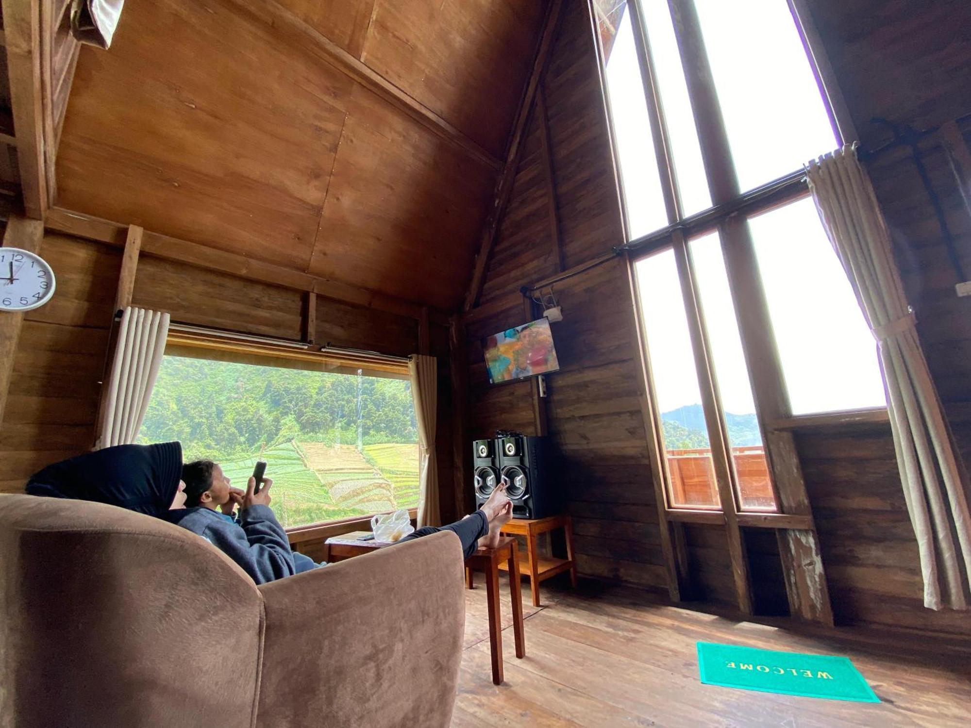 Satha Private Villa Dieng Banjarnegara ภายนอก รูปภาพ