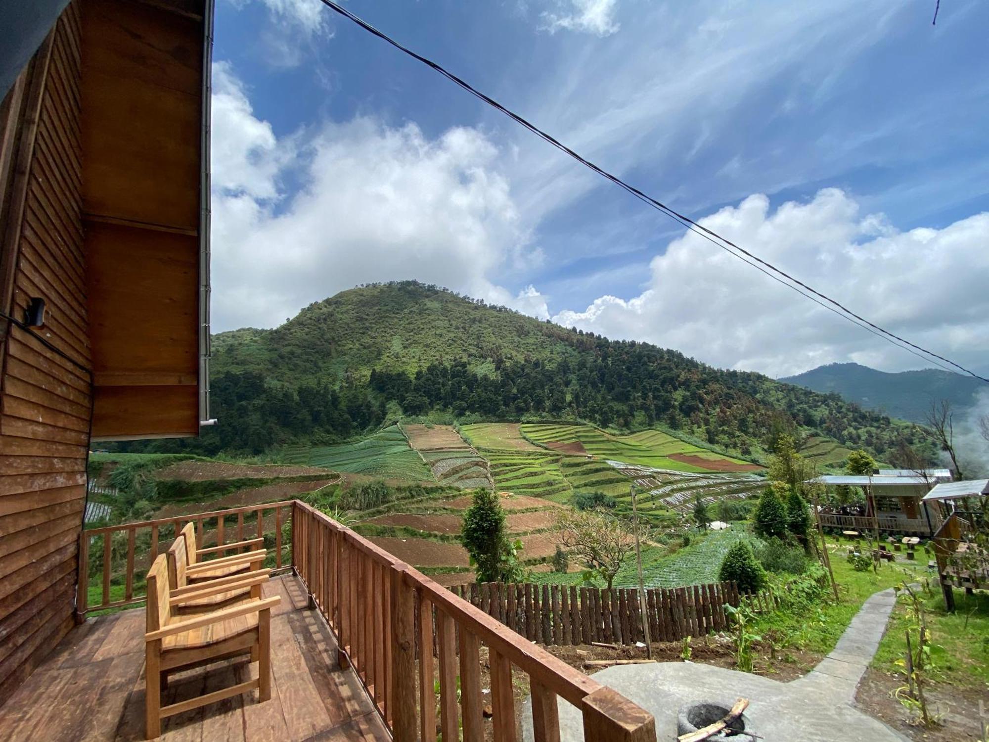 Satha Private Villa Dieng Banjarnegara ภายนอก รูปภาพ